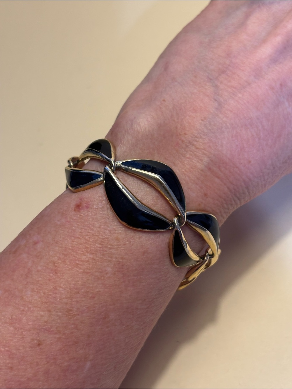 Vintage Trifari Gold-Tone Black Enamel Bracelet 7.25”